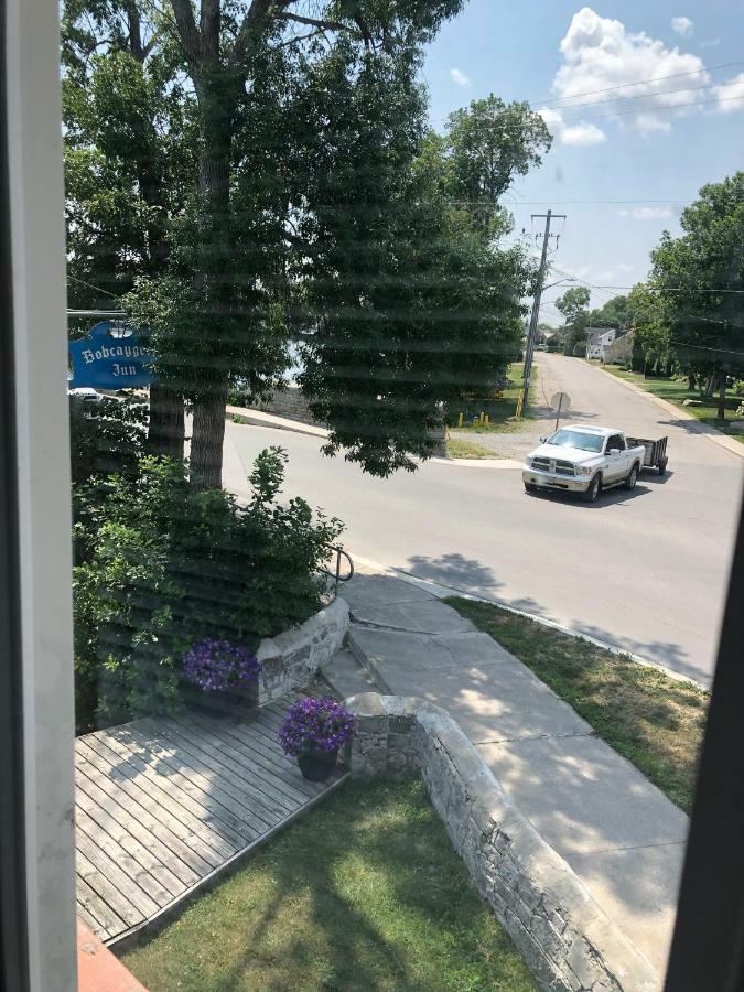 The Bobcaygeon Inn Экстерьер фото